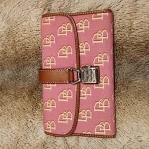 Dooney & Bourke Wallet